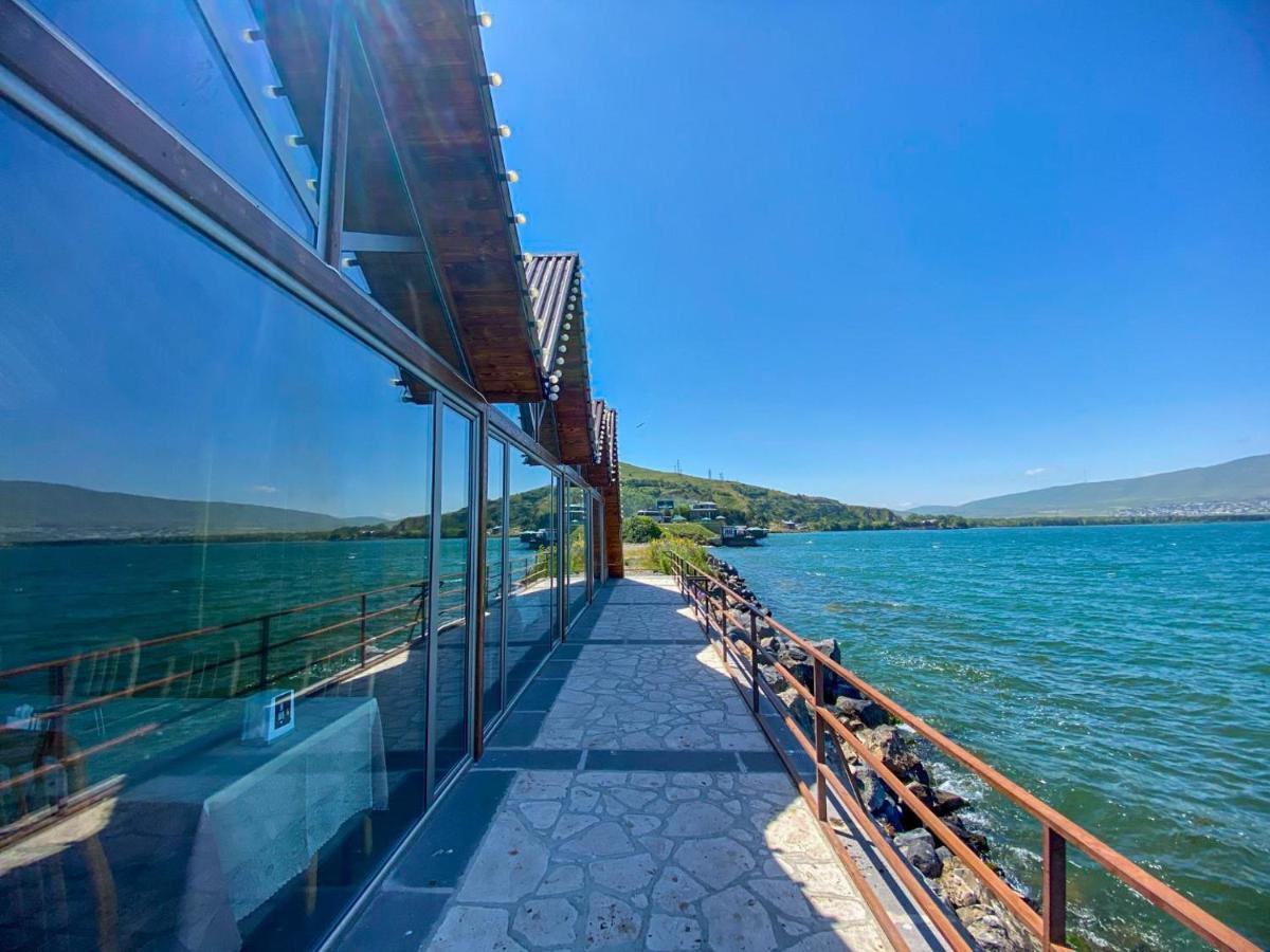Elizabeth 68 - С Видом На Озеро И Горы By Garant Sevan Exterior photo